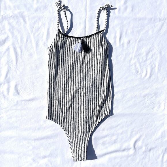 Calzedonia Baby Sea One Piece Swimsuit Girls 8 White Black Striped Tassels